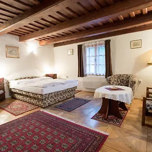 Dientzenhofer Guest house